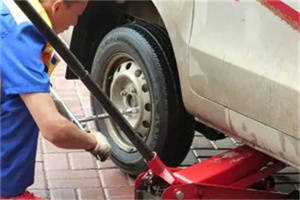 西宁附近拖车24小时服务热线电话