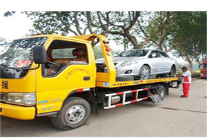西宁附近24小时汽车拖车服务热线
